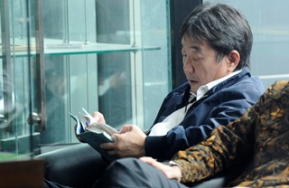 Kaleidoskop 2014: Dari Hutan, Bau Migas Kian Kentara